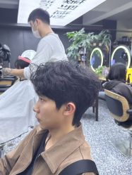 -藤野造型专业烫染接发