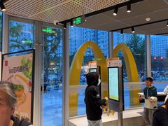 -麦当劳(北苑秋实路店)