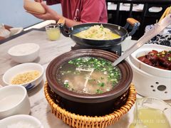 -小菜园新徽菜(南京秦淮龙蟠汇店)
