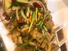 -虾弄弄海派小龙虾·牛羊蝎子火锅