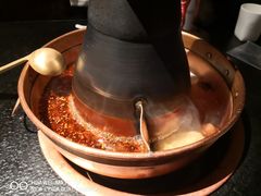 传统鸳鸯锅-铜来聚老北京涮肉(恒隆广场店)