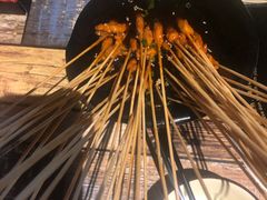 -虾弄弄海派小龙虾·牛羊蝎子火锅