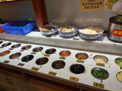 -乡土黄·鲜牛肉火锅·小龙虾(兴业街店)
