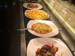 -荣誉国际酒店-云顶旋转餐厅