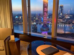 -上海浦东丽思卡尔顿酒店