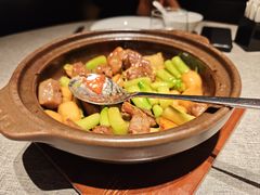 -虹潮荟·餐桌上的美食地理(太阳宫店)