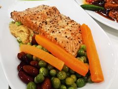 热熏三文鱼配刀豆色拉-宜家·瑞典风味餐厅(北京西红门店)