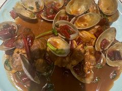 -嗨辣小聚·盘锦河蟹·海鲜烧烤龙虾(盘锦十年好店)