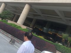 门面-元一希尔顿酒店·禅自助餐厅·啤酒花园