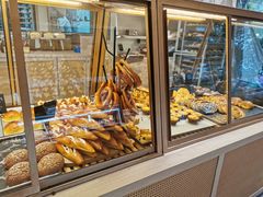 -Dough&Joe团憩(瑞虹天地月亮湾店)