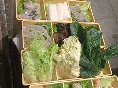 -呷哺呷哺 小火锅 (浦东新欧尚超市店)