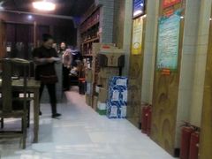 热情的服务员-赵家羊肉汤(建安路店)