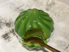椰丝抹茶慕斯-闻见中国海南菜(K11店)
