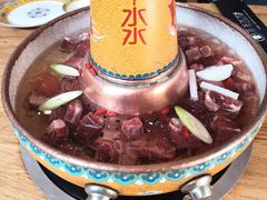 -毛辣果·贵州红酸汤牛肉火锅(西单店)