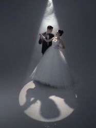 -雨墨婚纱摄影工作室