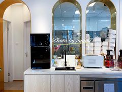 -Fridi Patisserie Cafe