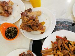 -泉福居酱骨头自助广场(南大街商业步行街店)