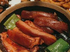 -泉畔人家·老济南经典鲁菜(大明湖店)