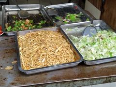 -十一街苍蝇馆子转经消江湖菜(九眼桥十一街店)