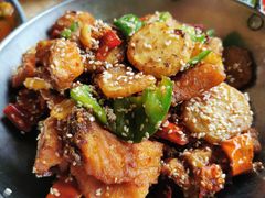 干锅鱼-维吾尔餐厅(宜山路店)