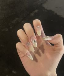 -晨·艺美甲美睫
