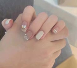 -IDO美甲美睫