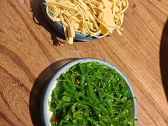 -明洞阿姨·韩式酱蟹烤肉·创意料理(方庄店)