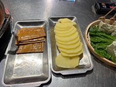 -鹿鸣山草本茶香火锅(园西路店)