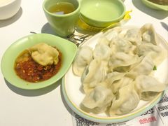 -岳姥姥饺子(泺文路店)