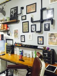 -Black Tattoo Studio
