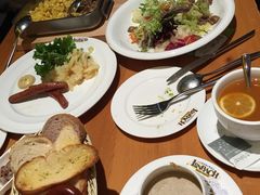 -LENBACH兰巴赫西餐啤酒坊(大连星海广场店)