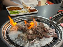 -牛味道炭火烤肉(湖前总店)