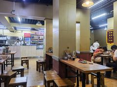大堂-帖老大羊肉汤烩面烧烤(康复后街总店)