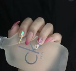 -Wink美甲美睫