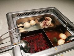 牛油麻辣锅底-海底捞火锅(九久奥特莱斯店)