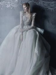 -Lady  Jane高端婚纱礼服馆