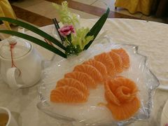 三文鱼刺身-御满江海鲜酒家(洛溪新城店)