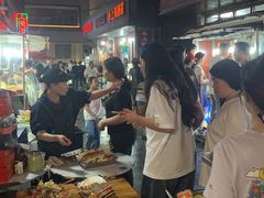 -上海老太小吃店(好吃街店)