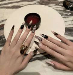 -LILY NAILS美甲美睫