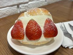 草莓奶油海盐包-Green wood coffee绿木咖啡