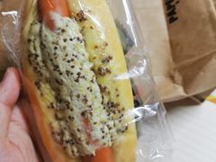 芥末籽肠仔包-PAPER STONE BAKERY(天汇广场店)