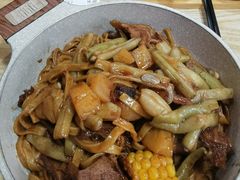-内蒙焖面大盆骨餐馆(山大路店)