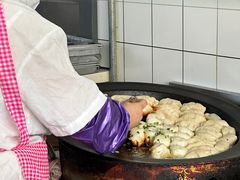 -黄阿姨锅贴大王(万航渡路店)