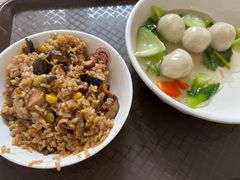蘑菇炒饭-北大学一食堂