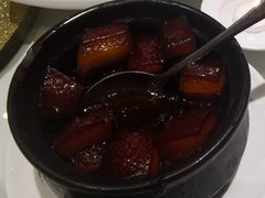 笋干菜红烧肉-老洋房花园饭店(绍兴路店)