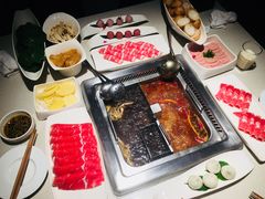-海底捞火锅鲜切牛肉主题店(长寿路店)