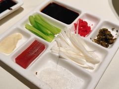 烤鸭蘸料-四季民福烤鸭店(外滩外白渡桥店)