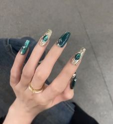 -秀色美甲美睫纹绣护肤