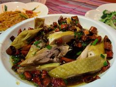 -香巴拉云南餐厅(华莱坞店)