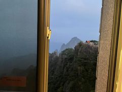 -黄山光明顶山庄